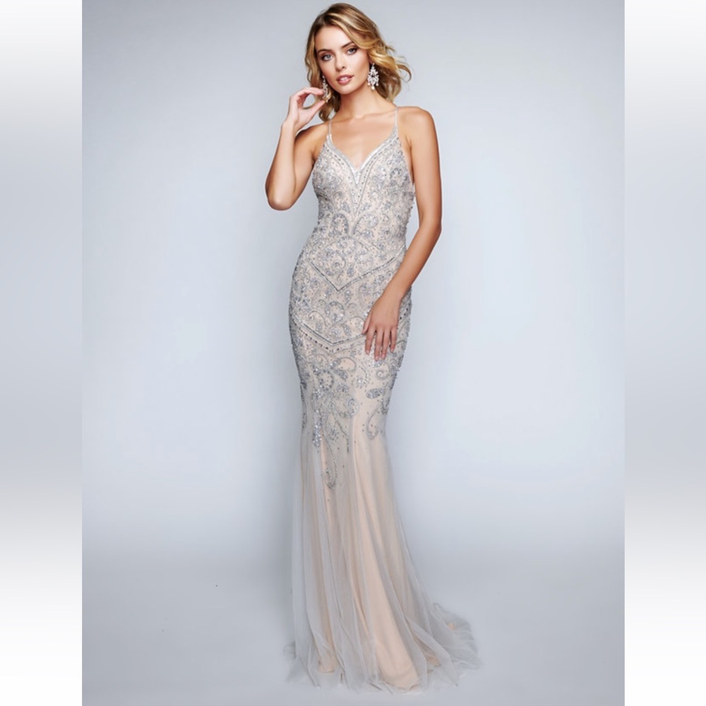 Nina Canacci, Size OO, Gown, new with tags. Great for Prom, evening gown
